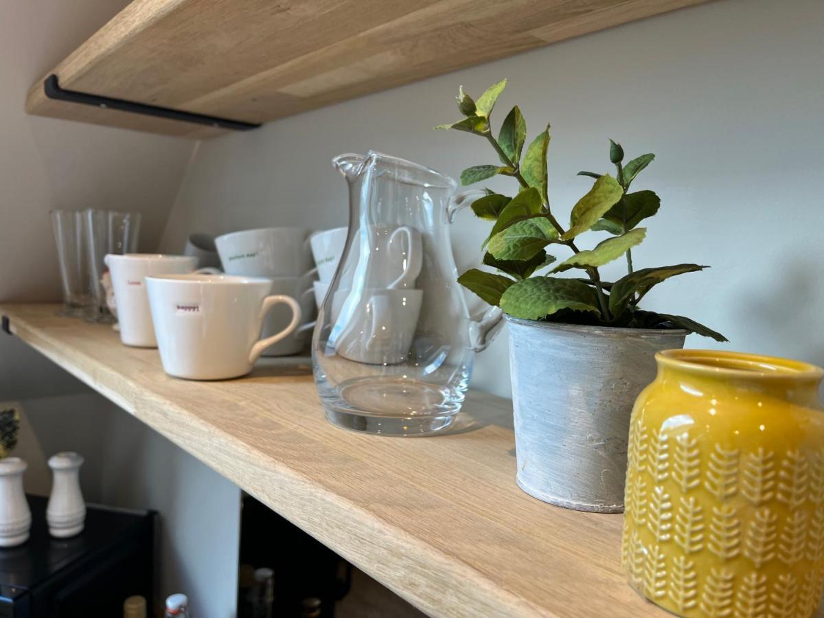 Ferienwohnung Pear Tree Loft Lacock Exterior foto