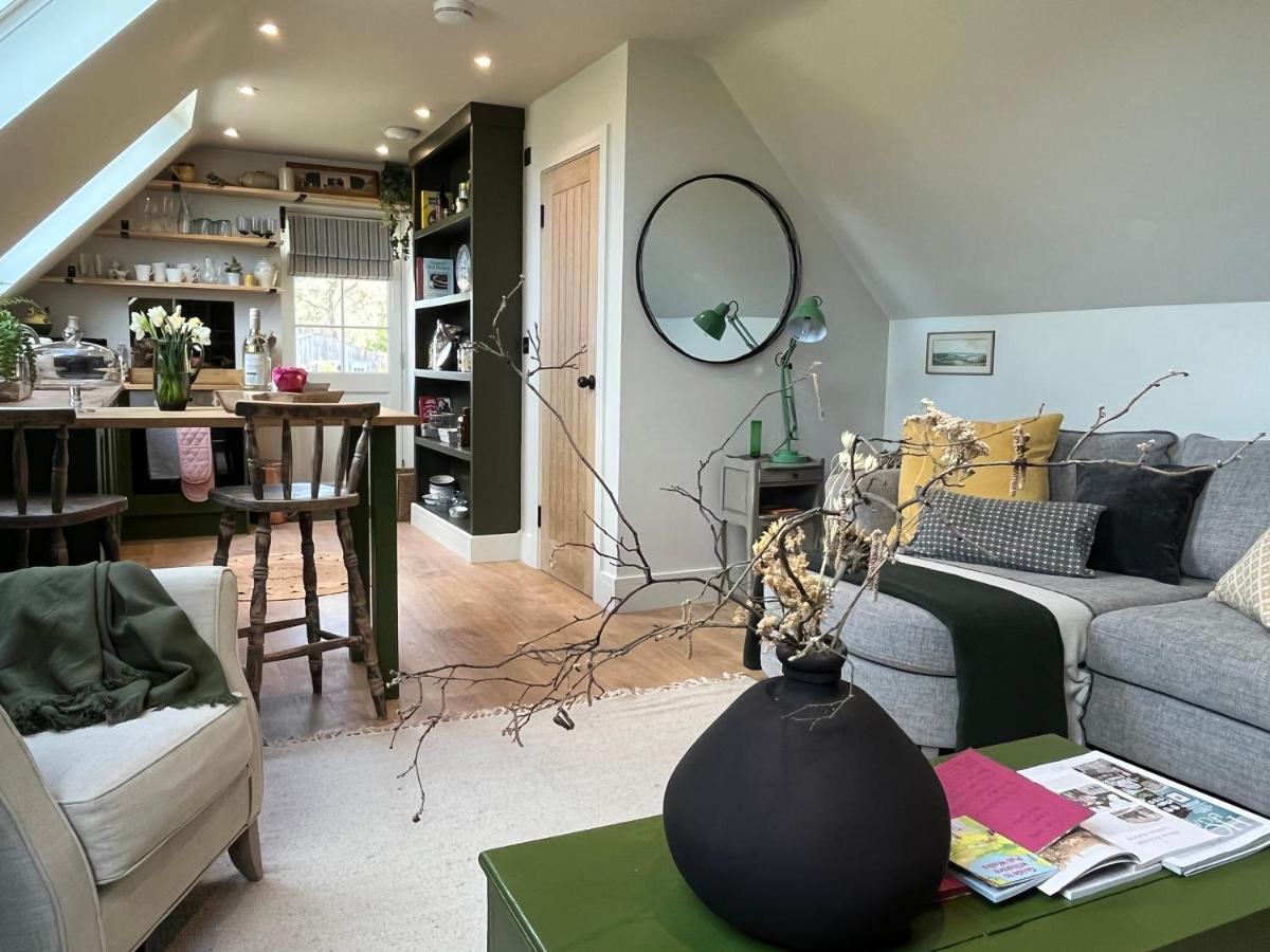 Ferienwohnung Pear Tree Loft Lacock Exterior foto
